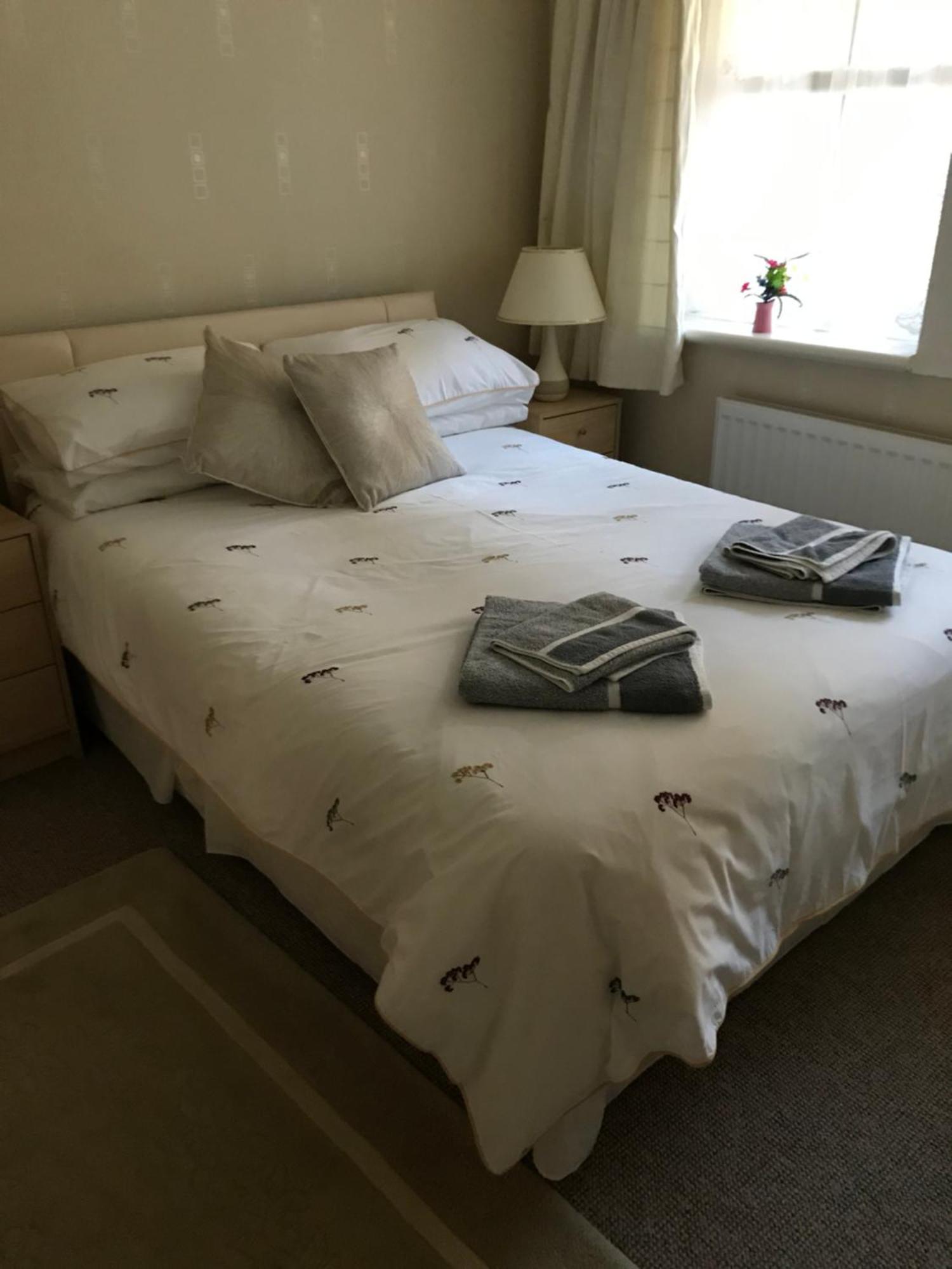 Parade Holiday Apartments Скарборо Экстерьер фото
